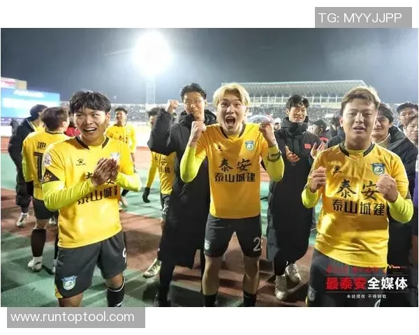 普荷斯在 2011 年离开圣路易斯加盟天使，签下 10 年 2.4 亿美元震撼合同